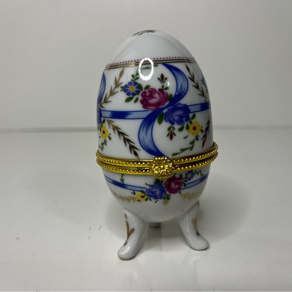Egg Shape Ceramic Floral‎ Gold Trim Hinged Trinket Box 3 7/8"